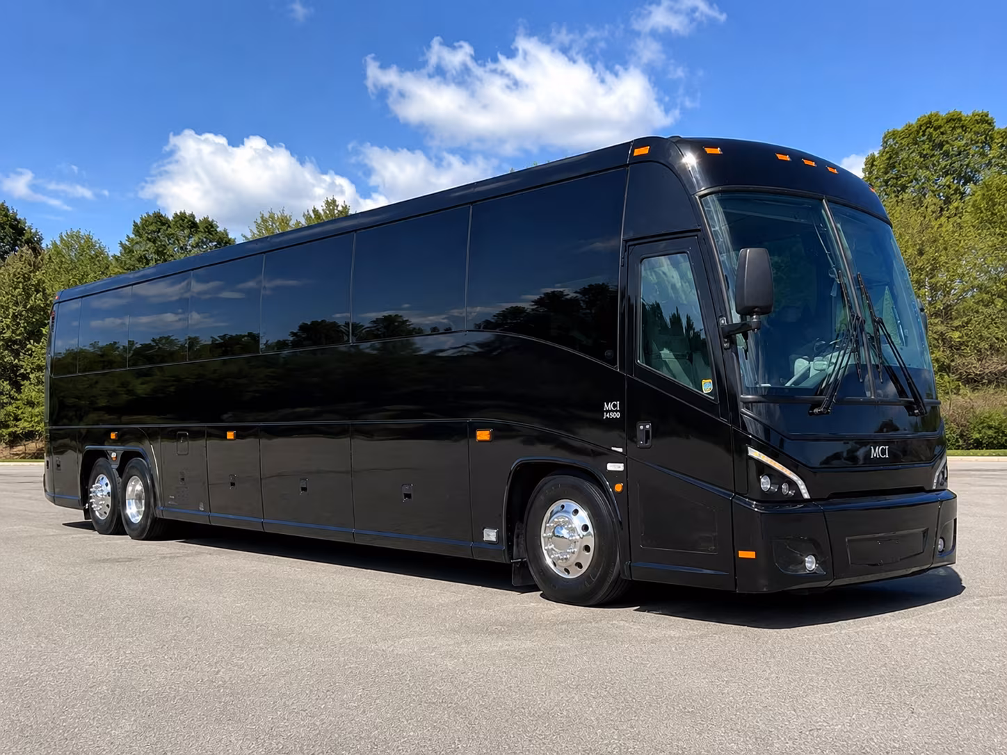 charter buses for mystic seaport and coastal connecticut field trips