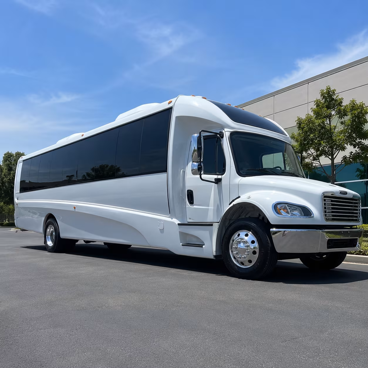 new britain 25 passenger minibus