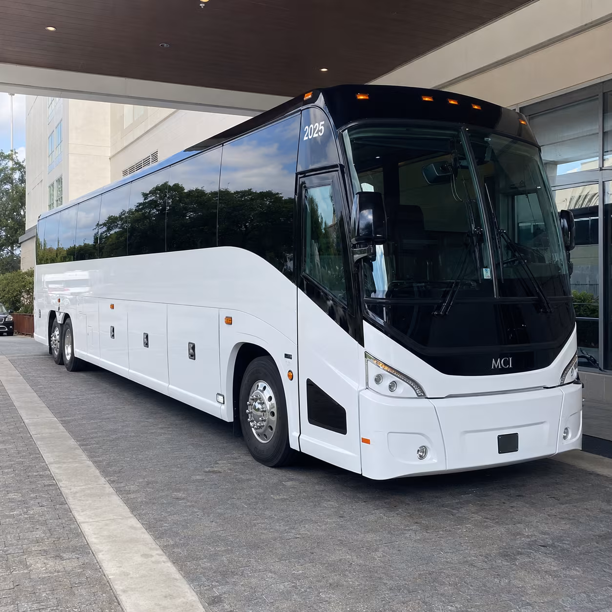 new britain 54 passenger charter bus